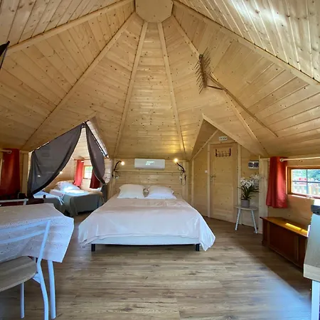 Le Petit Moulin Guest house