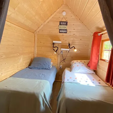 Le Petit Moulin Pensjonat Pouzauges