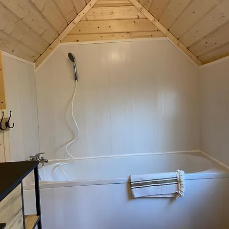 Le Petit Moulin Guest house 3*