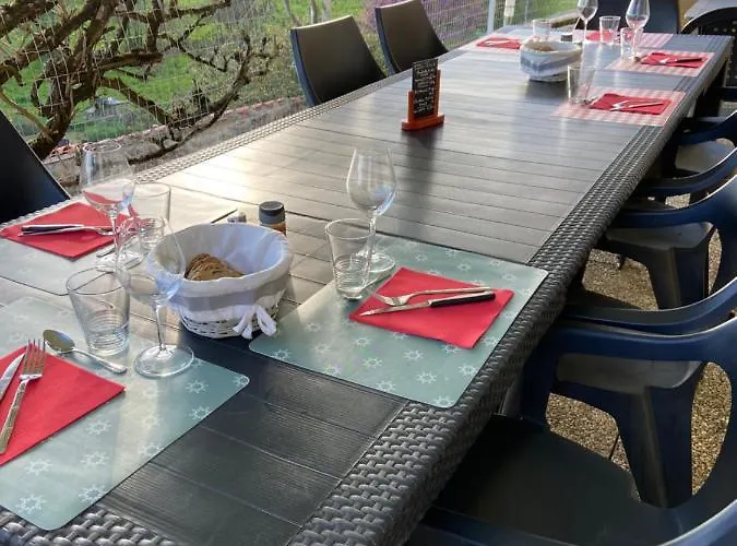 Le Petit Moulin بيت ضيافة 3*