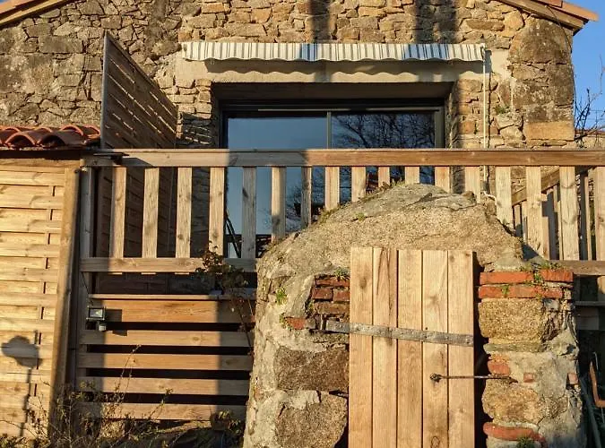 Le Petit Moulin بوزاوغيس