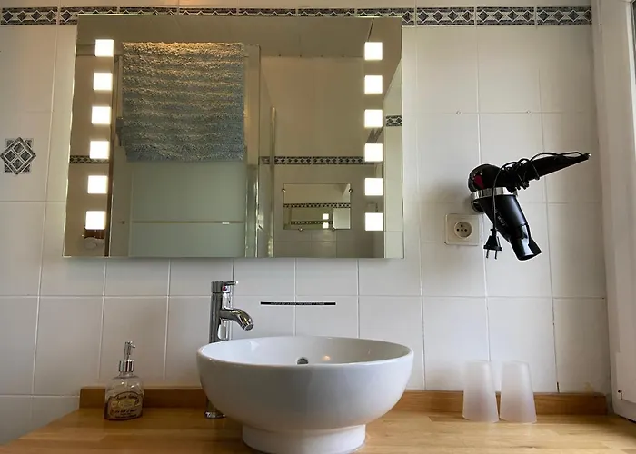 Le Petit Moulin بيت ضيافة